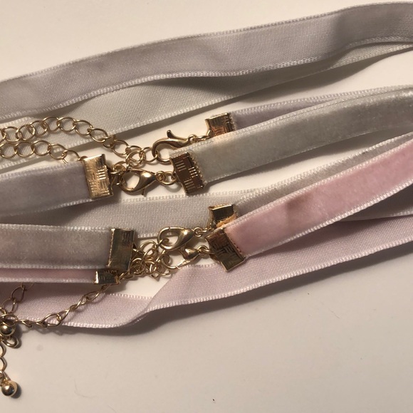 Chokers - Picture 2 of 2